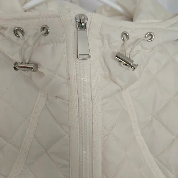 Cute quilted jacket - Picture 4 of 9